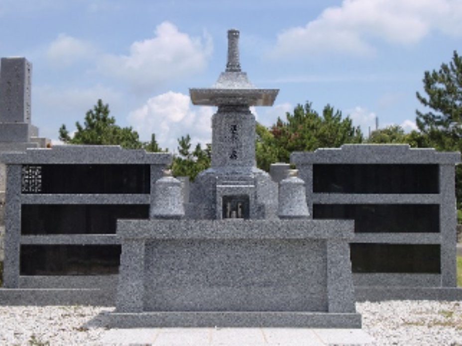 合祀塔